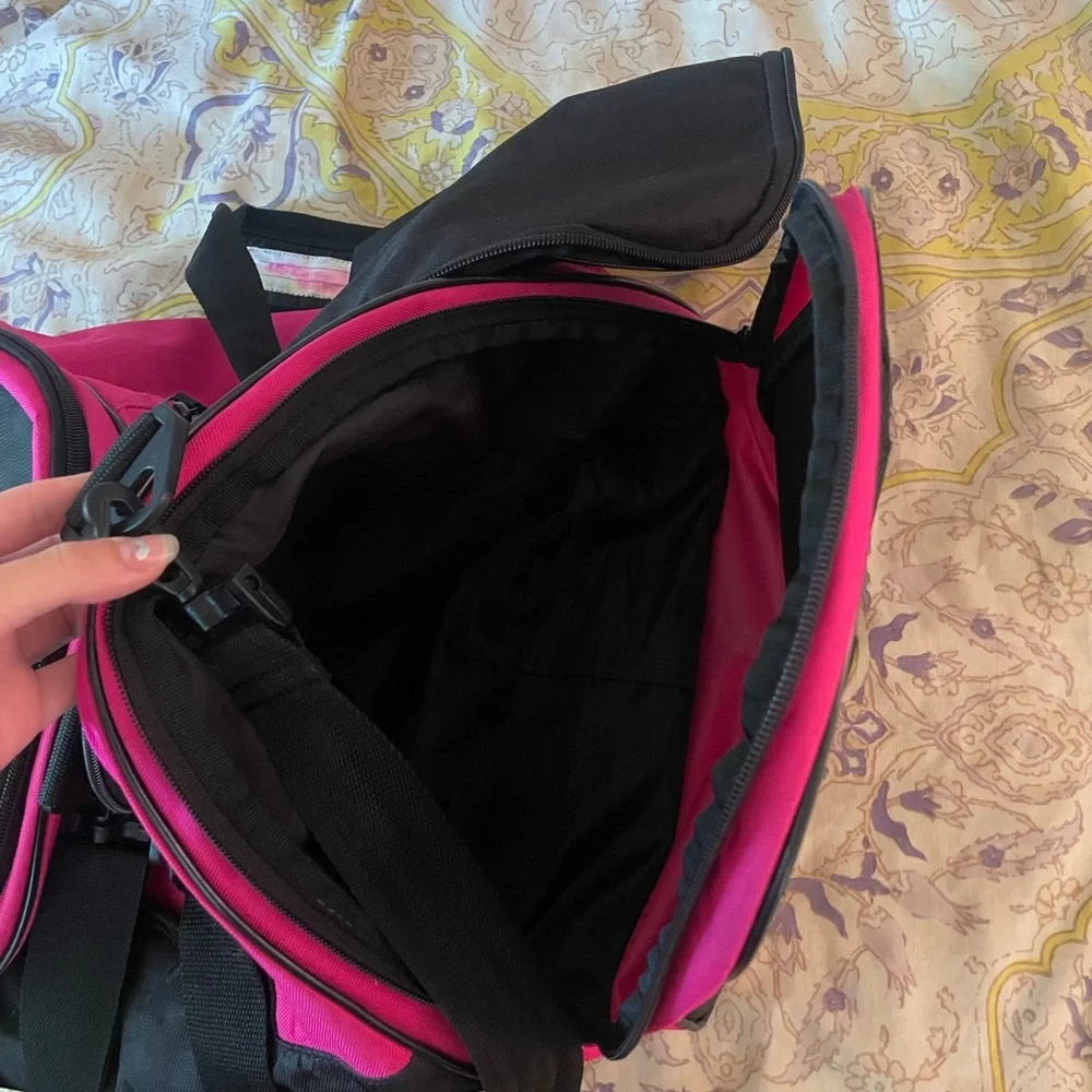 Reebok Pink and Black Duffel Bag - Picture 10 of 12